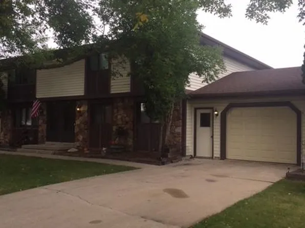 543 Ashbury Dr, Fond Du Lac, WI 54935
