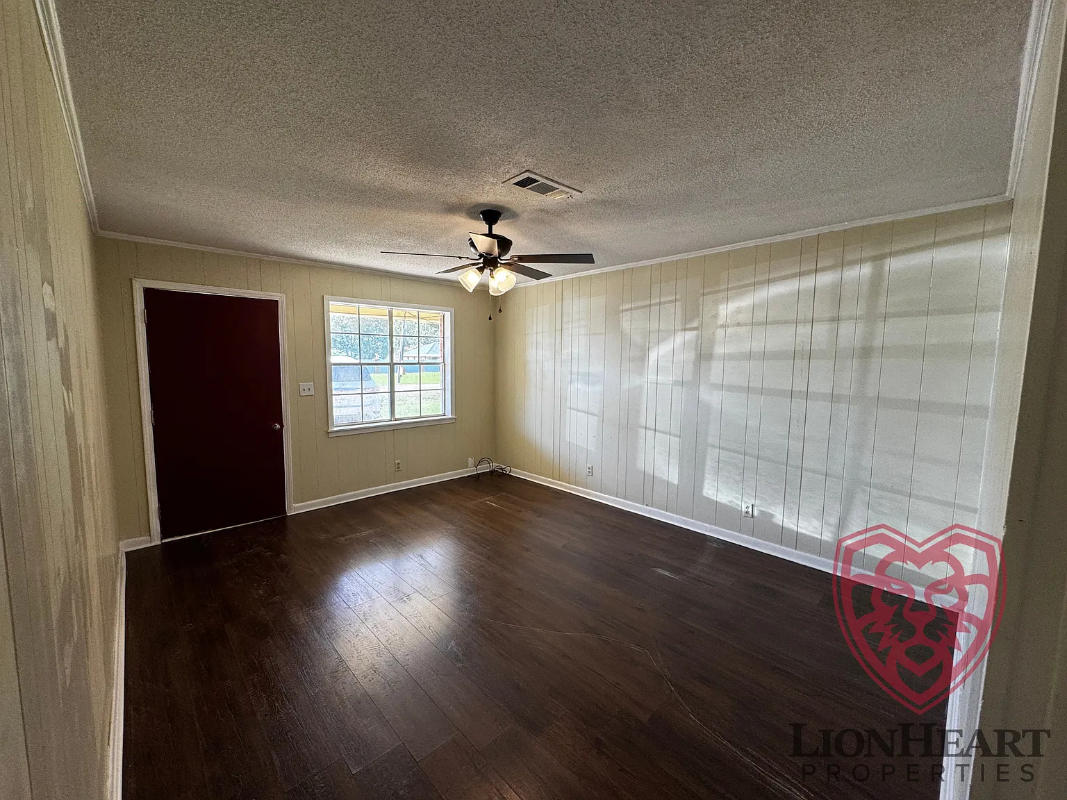 2 bed, 1.0 bath, $695 — Photo 4
