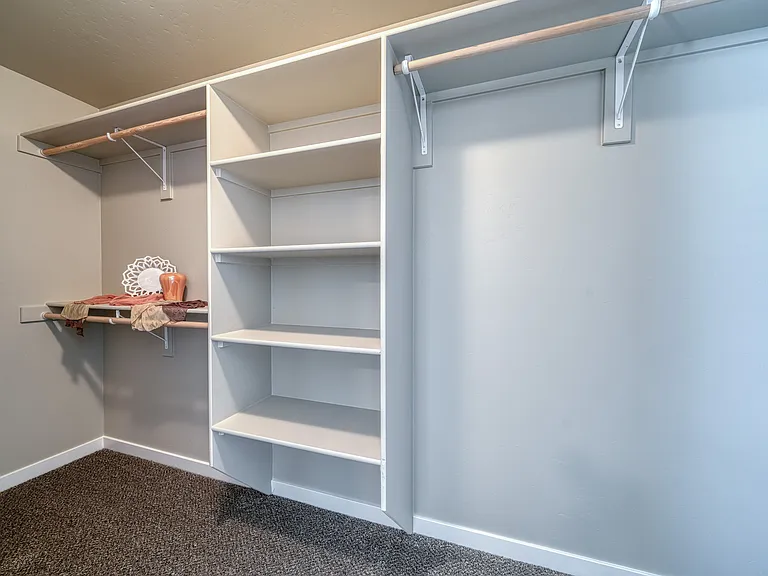 Walk in Closet