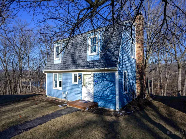 29 Thatcher Ln, Galena, IL 61036
