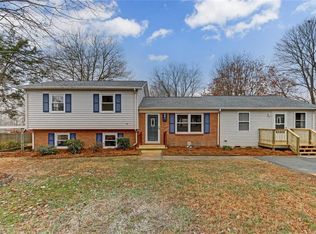 118 Musket Dr, Kernersville, NC 27284