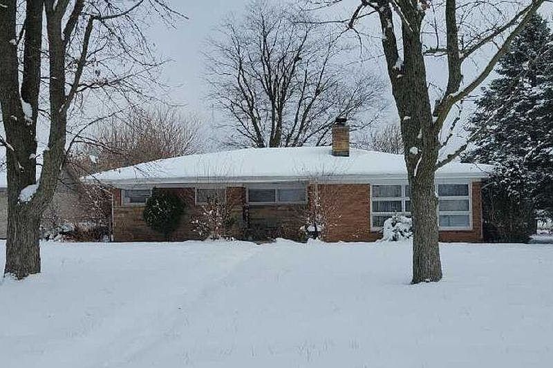 1st image of 1147 Stirling Ave