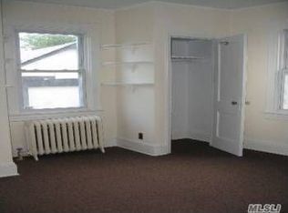 252 W Hudson St, Long Beach, NY 11561