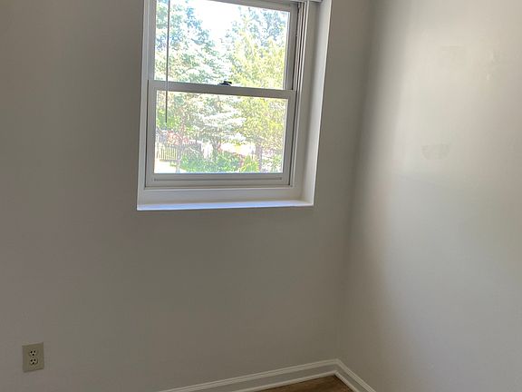 4th image of 412 N Orange St APT B1