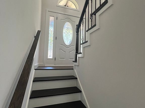 4th image of 3715 Cress Way Dr