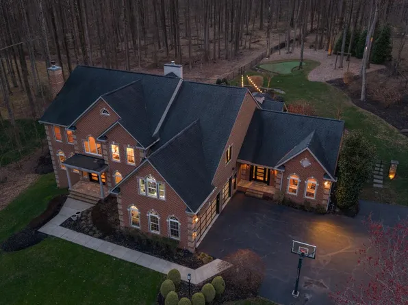 13773 Lakeside Dr, Clarksville, MD 21029