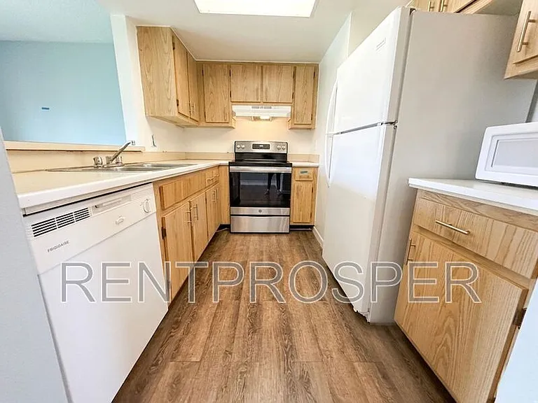 1054 Mollie Ln #M054 — Photo 3