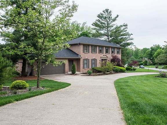 2nd image of 5567 Whisper Ln