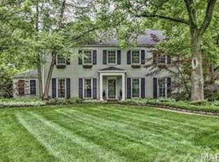 14 Colonial Hills Pkwy, Saint Louis, MO