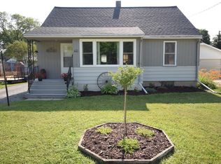 421 Louden Ave, Beaver Dam, WI 53916