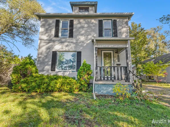 1209 Mason St NE, Grand Rapids, MI 49503