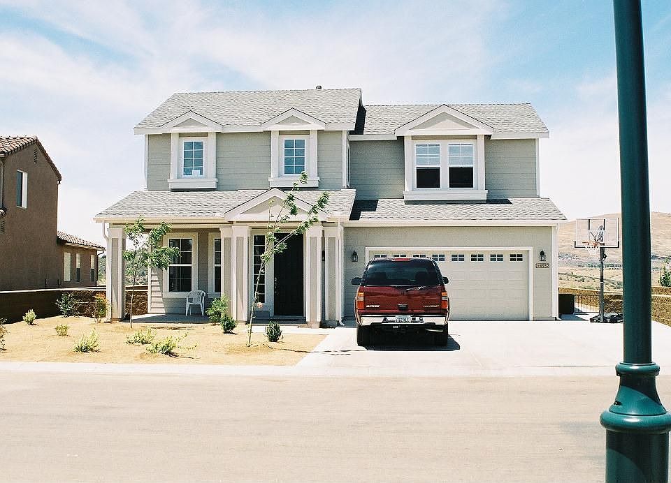 Front of house circa 2004