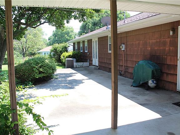 3rd image of 2405 S Ellison Way
