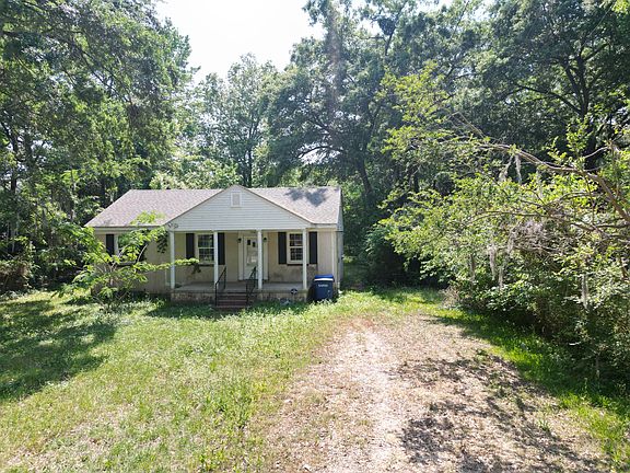 2nd image of 1740 Dogwood Rd