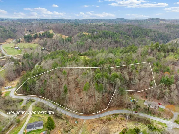 Gabriels Creek Rd, Mars Hill, NC 28754