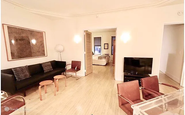 Rented by Douglas Elliman | media 25