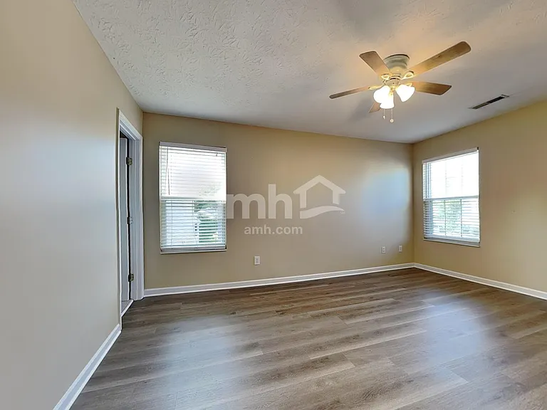 5974 Marsh Cir — Photo 11
