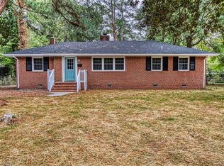 214 Meroyn Dr, Sandston, VA 23150