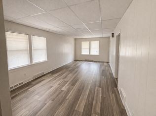 17 W 32nd St APT 1, Steger, IL