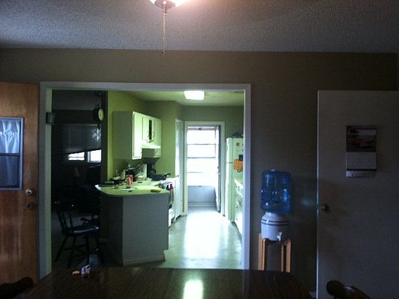 4th image of 1214 N Avenue F