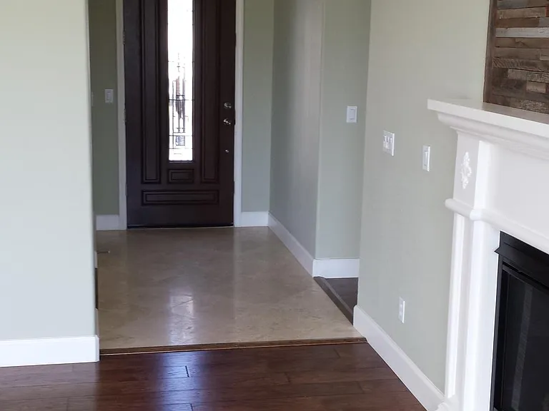 690 Bodeson Ct — Photo 4