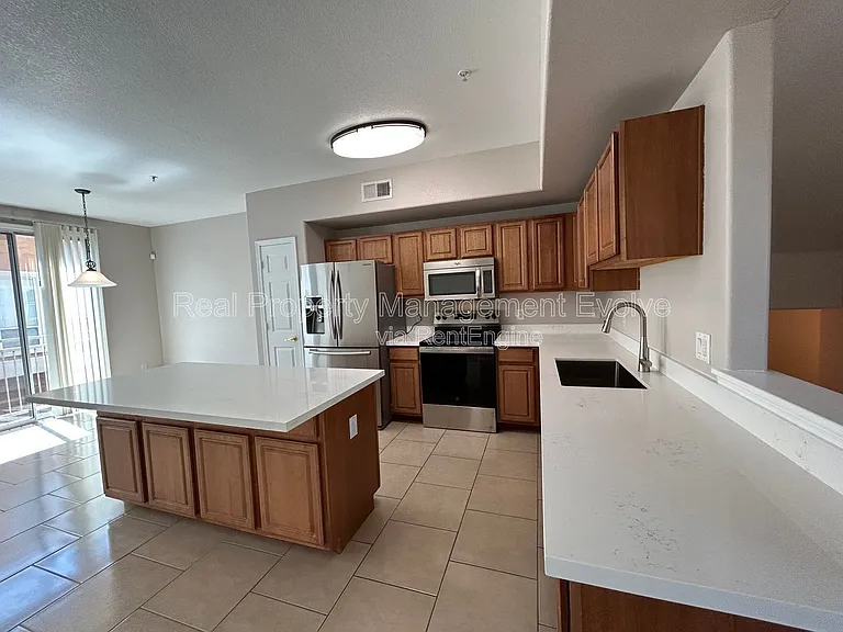 18250 N Cave Creek Rd #160 — Photo 5