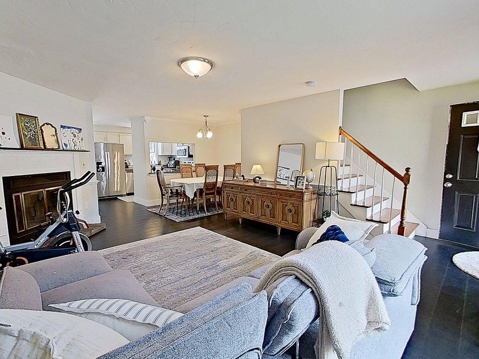 1st image of 248 Camp Street APT A3