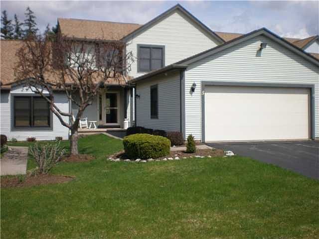 1st image of 5 Midlakes Dr
