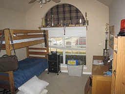 4th image of 5017 Roundtree Ct