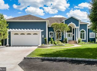 13016 N Shore Rd, Ocean City, MD 21842