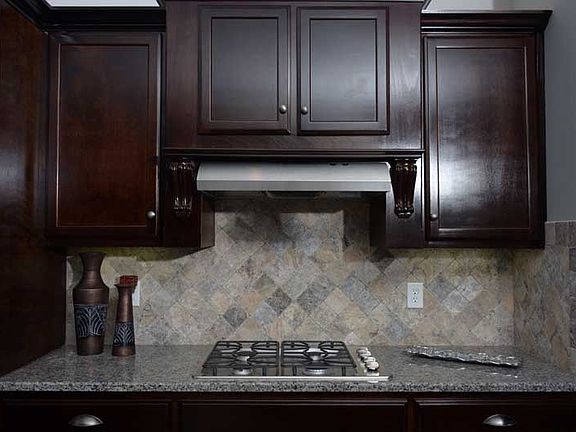 5th image of 4314 Willow Bend Ln