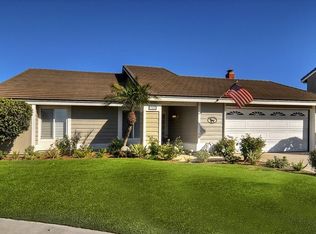 17532 Bates Cir, Huntington Beach, CA 92649