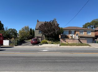 112 Yore Rd, Toronto, ON M6M1X1
