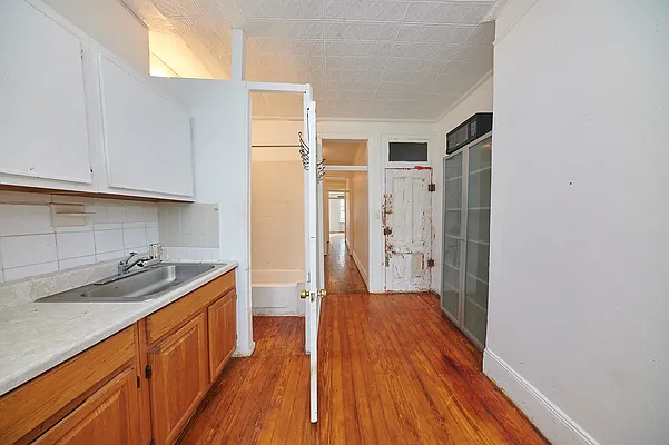 Rented by Voro NYC | media 34