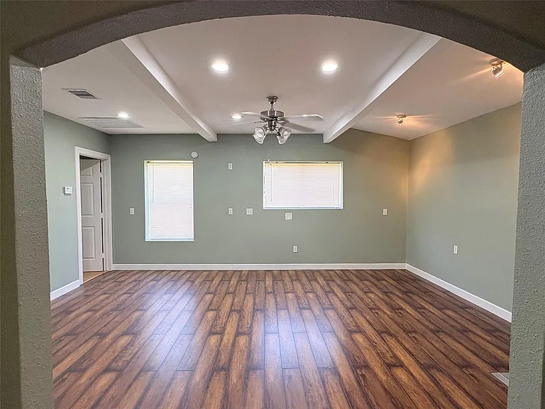 17807 Dean Ct — Photo 13