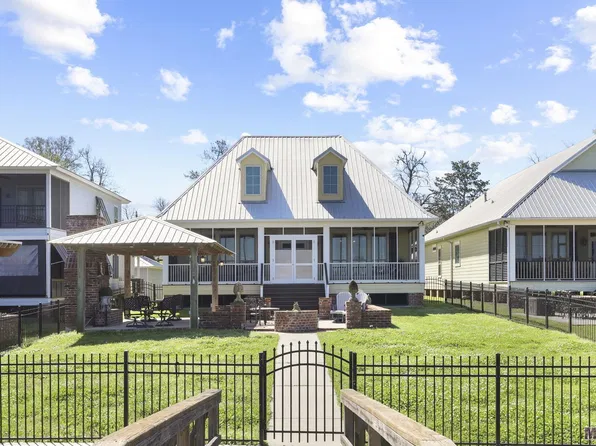 10517 Island Rd, Ventress, LA 70783