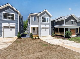 516 Heather Dr, Raleigh, NC 27606