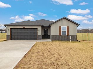 3489 N Nixon Ave, Springfield, MO 65803