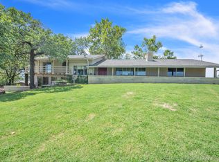 111 Osage Ridge Dr, Sand Springs, OK 74063