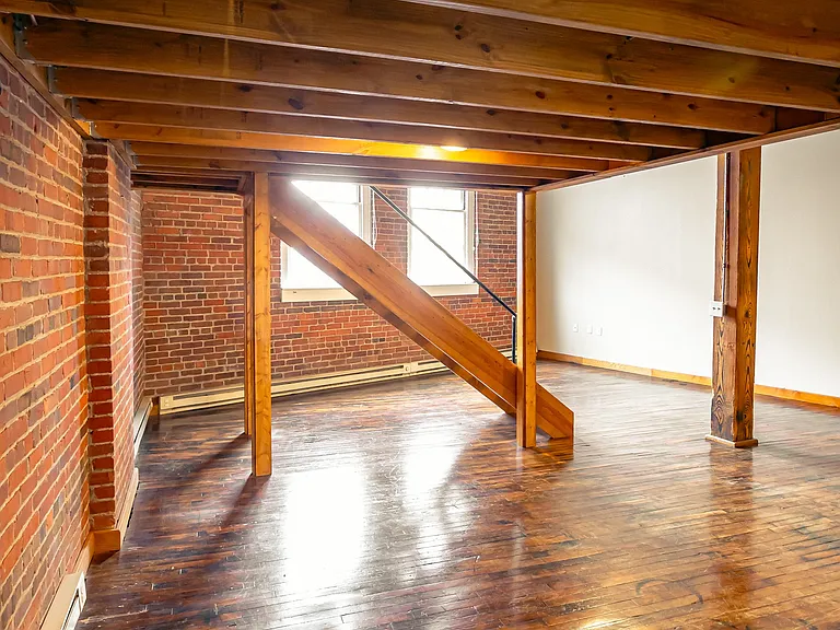 Lofts On Madison — Photo 17