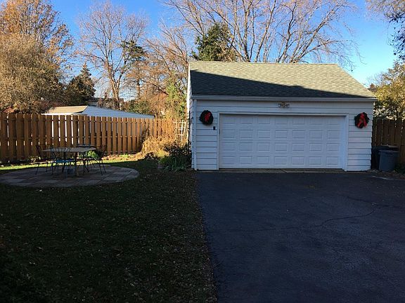2nd image of 19846 Hilliard Boulevard # 19846 Up