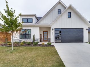 4919 Dry Creek Rd, Sherman, TX 75092