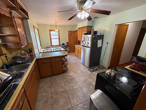 4th image of 3780 N 101st St