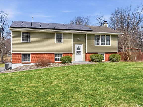 2nd image of 227 Lakeside Road