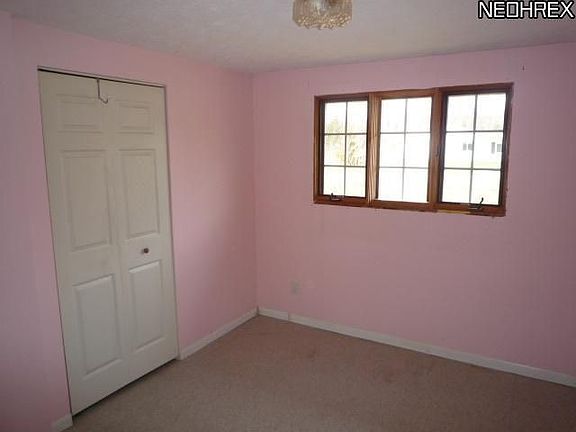 5th image of 1678 Crock Dr