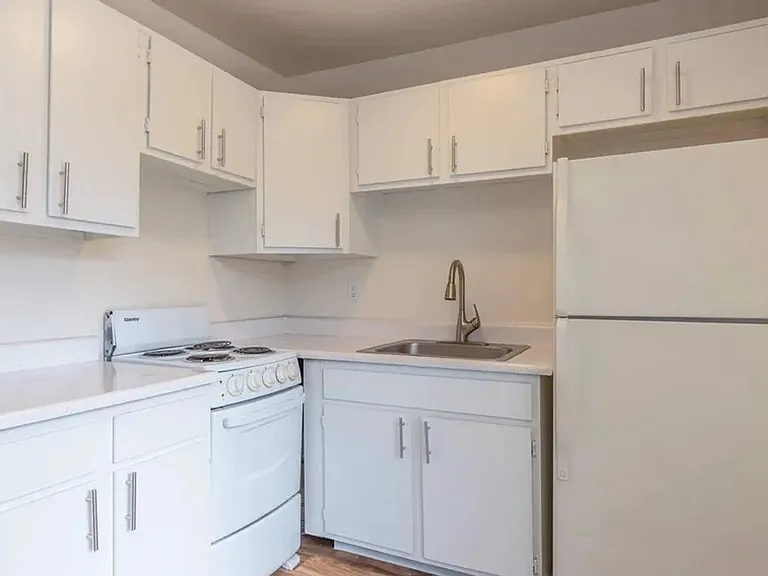 UNITS NOW AVAILABLE - ONE MONTH FREE!! — Photo 40