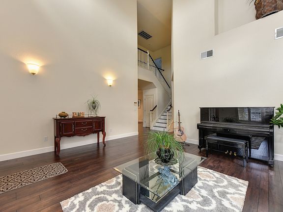 4th image of 2518 Marta Bella Way
