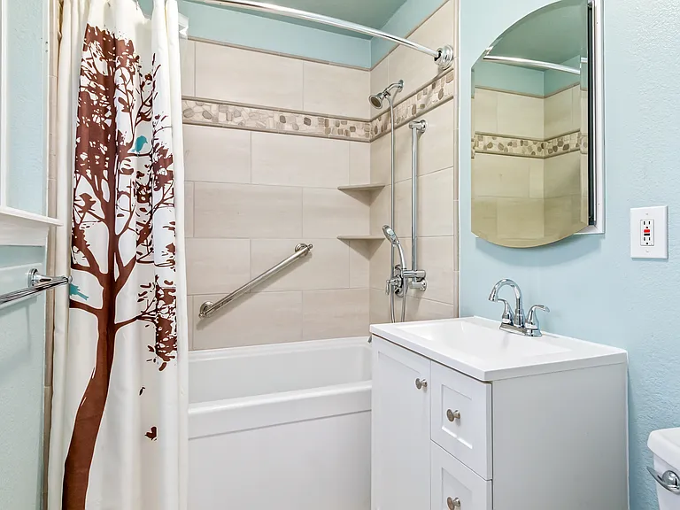 2912 Loch Lomond Dr — Photo 15