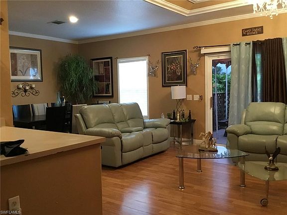 5th image of 1517 Crestwood Cir W