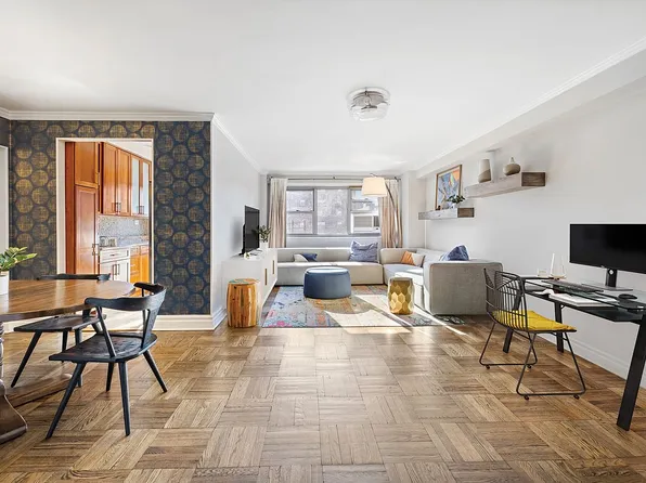 215 Adams St APT 11G, Brooklyn, NY 11201